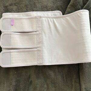 Frida White Postpartum Belly Support Wrap